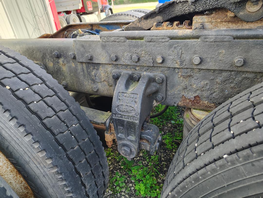 1996 PETERBILT 379 - Image 19